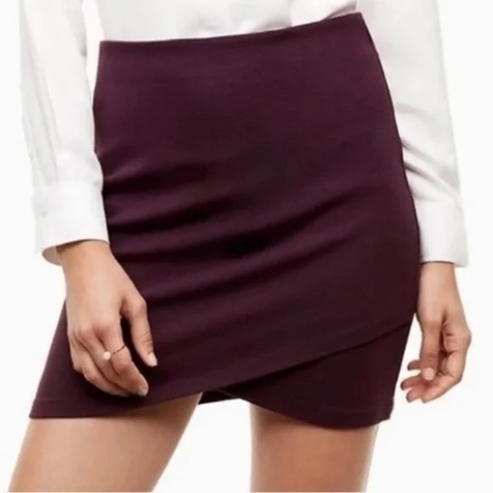 Aritzia Tulula mini pull on tulip skirt